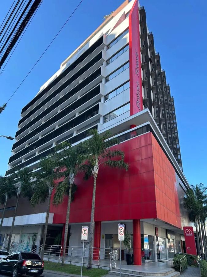 Imóvel para venda tem 30 metros quadrados em Centro - Criciúma - SC