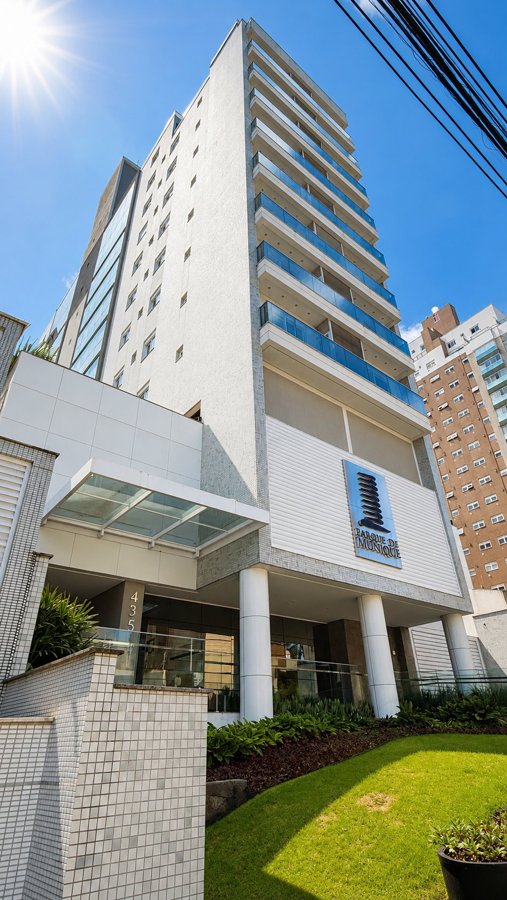 Cobertura Triplex de Alto Padrão à Venda em Criciúma/SC