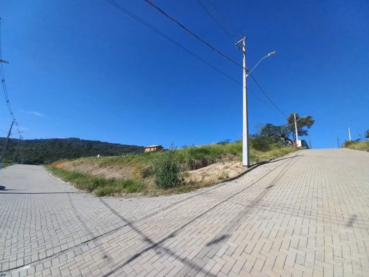 Terreno à venda no Monte Dei Fiore, Criciúma