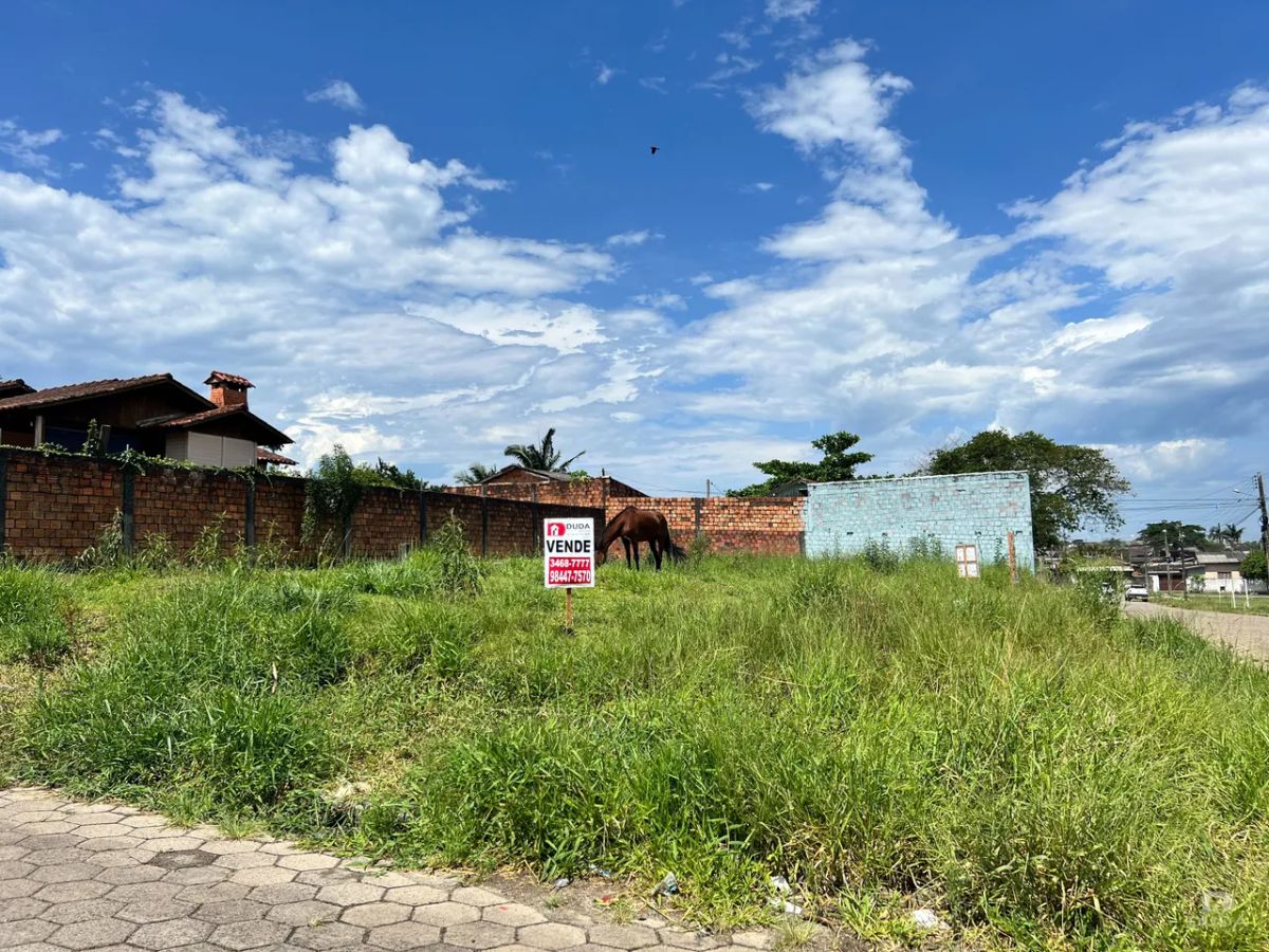 TERRENO À VENDA