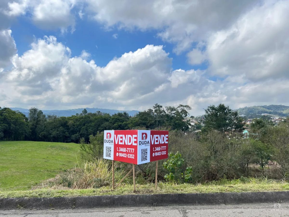 Terreno à venda em Criciúma
