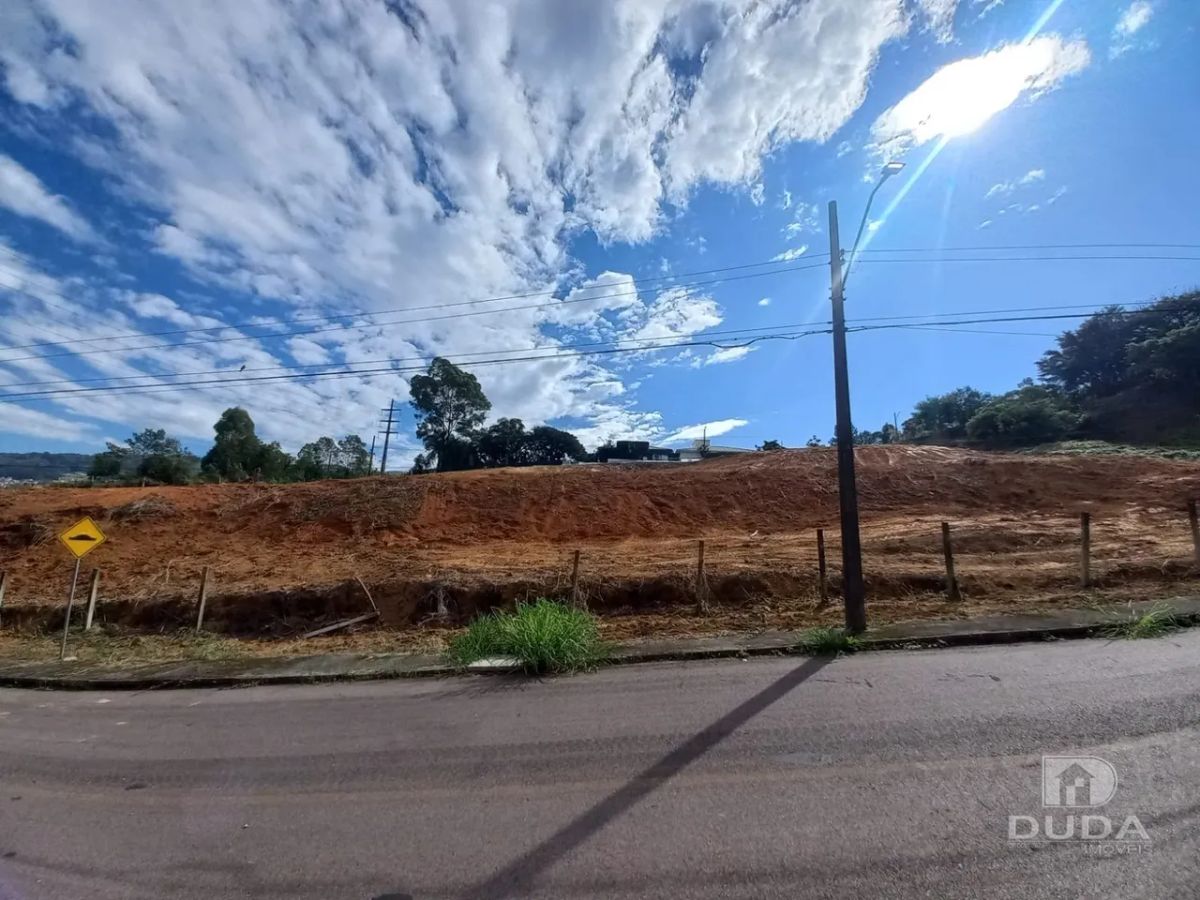 Terreno à venda em Pio Corrêa, Criciúma