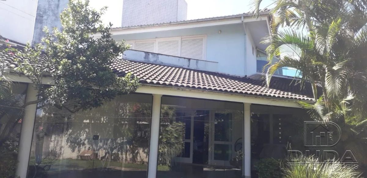 CASA À VENDA
