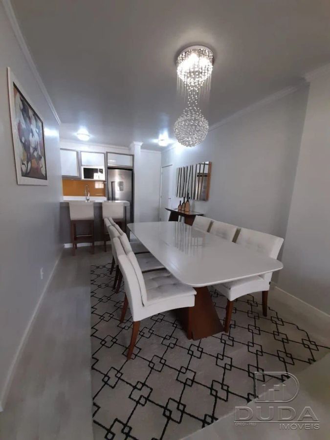 APARTAMENTO À VENDA