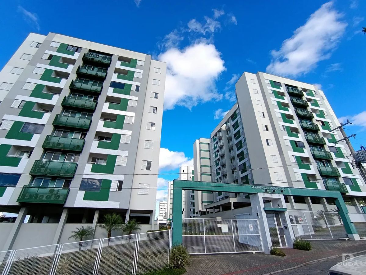 APARTAMENTO À VENDA