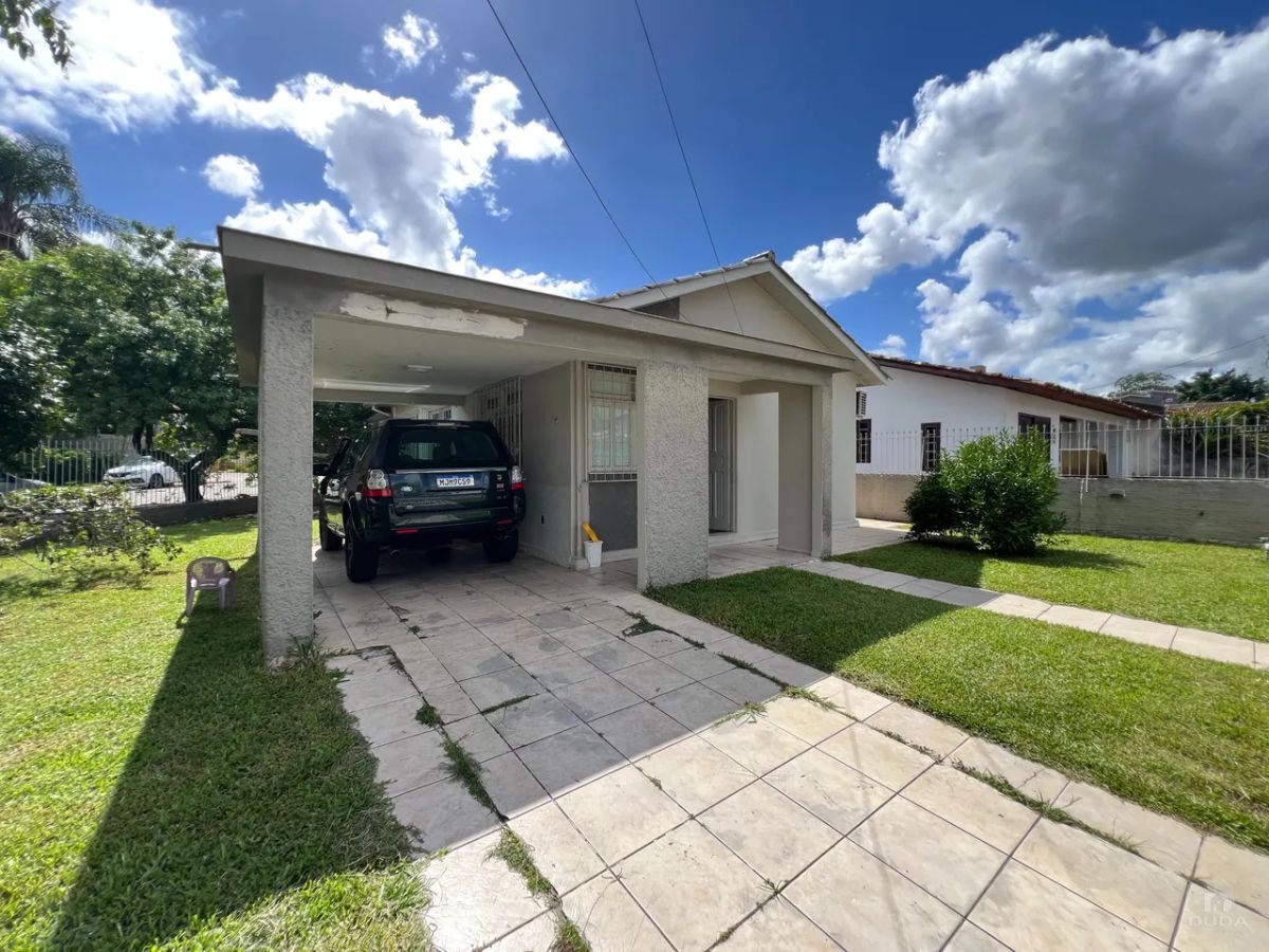 Casa à venda no Bairro Santa Bárbara