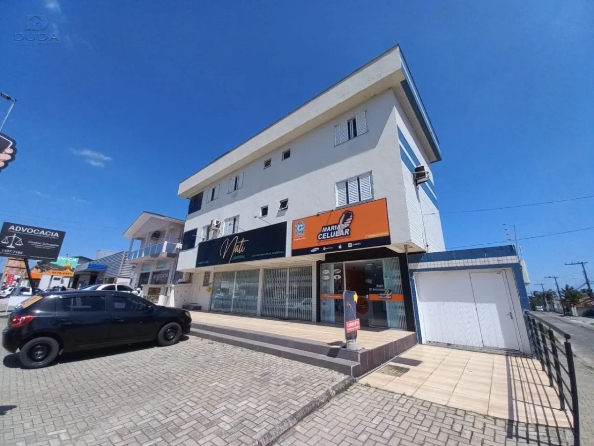 PRÉDIO COMERCIAL À VENDA