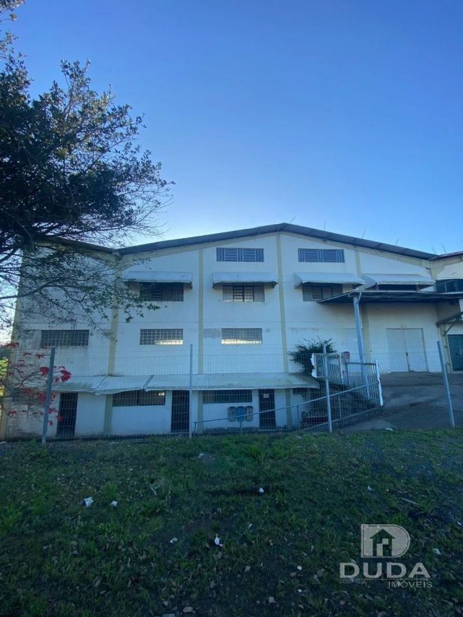 PAVILHÃO À VENDA