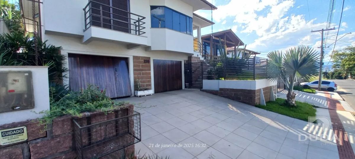 Casa à Venda no Jardim Angélica