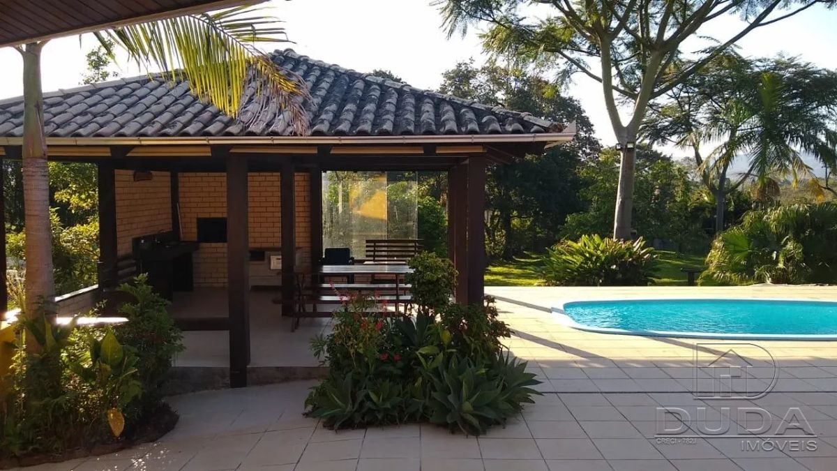 SITIO NA CIDADE
