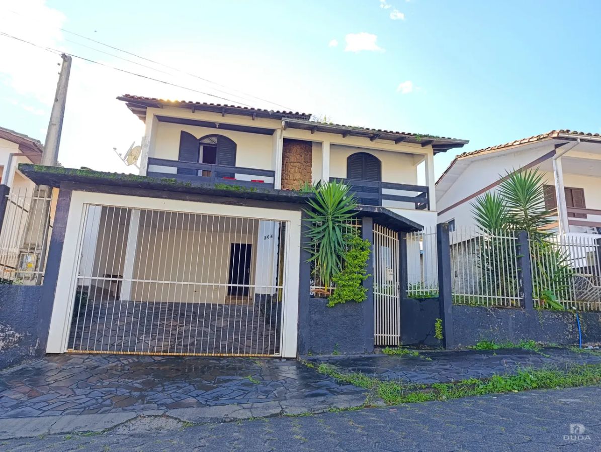 CASA À VENDA