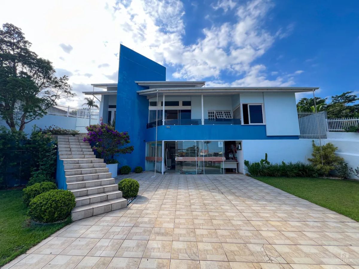 Linda casa no bairro Próspera