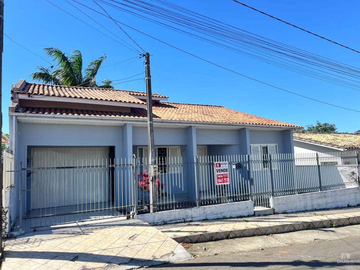 Casa à Venda em Cidade Mineira Nova - Criciúma