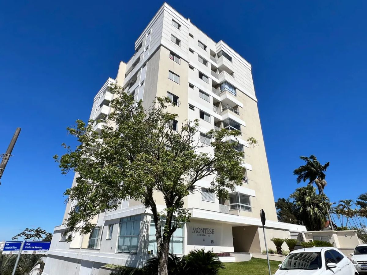 APARTAMENTO NO CORAÇÃO DE CRICIÚMA!