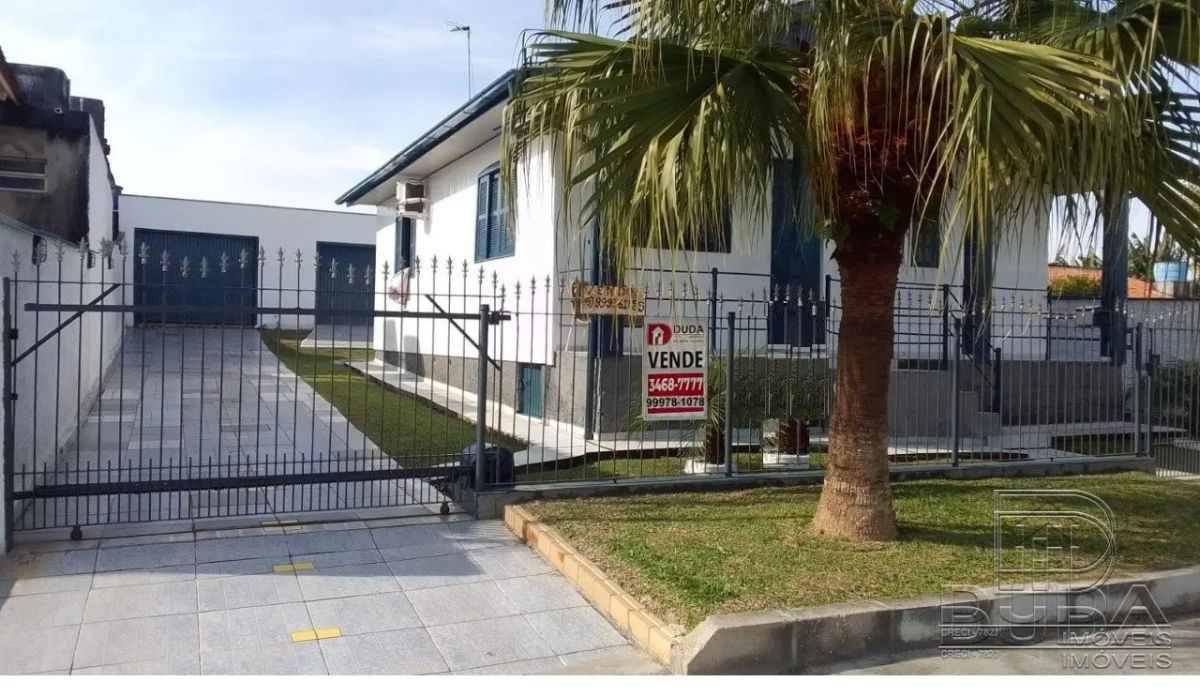 Casa à venda no bairro Wosocris em Criciúma