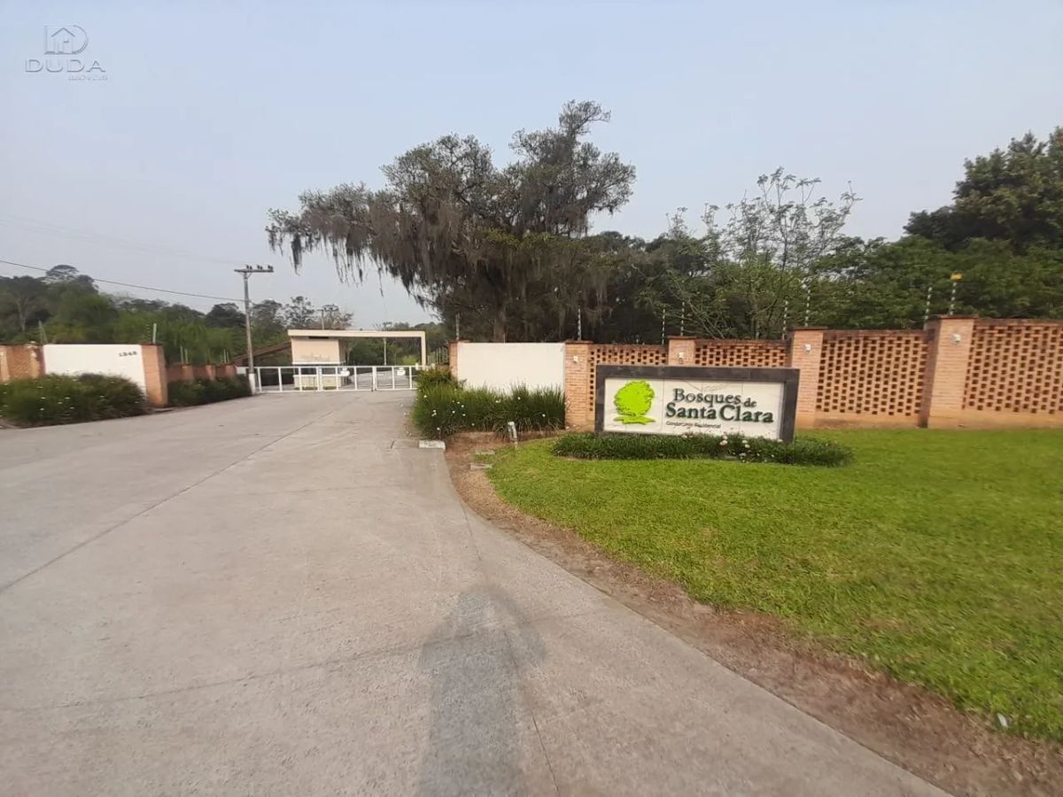 TERRENO NO CONDOMÍNIO BOSQUES DE SANTA CLARA!