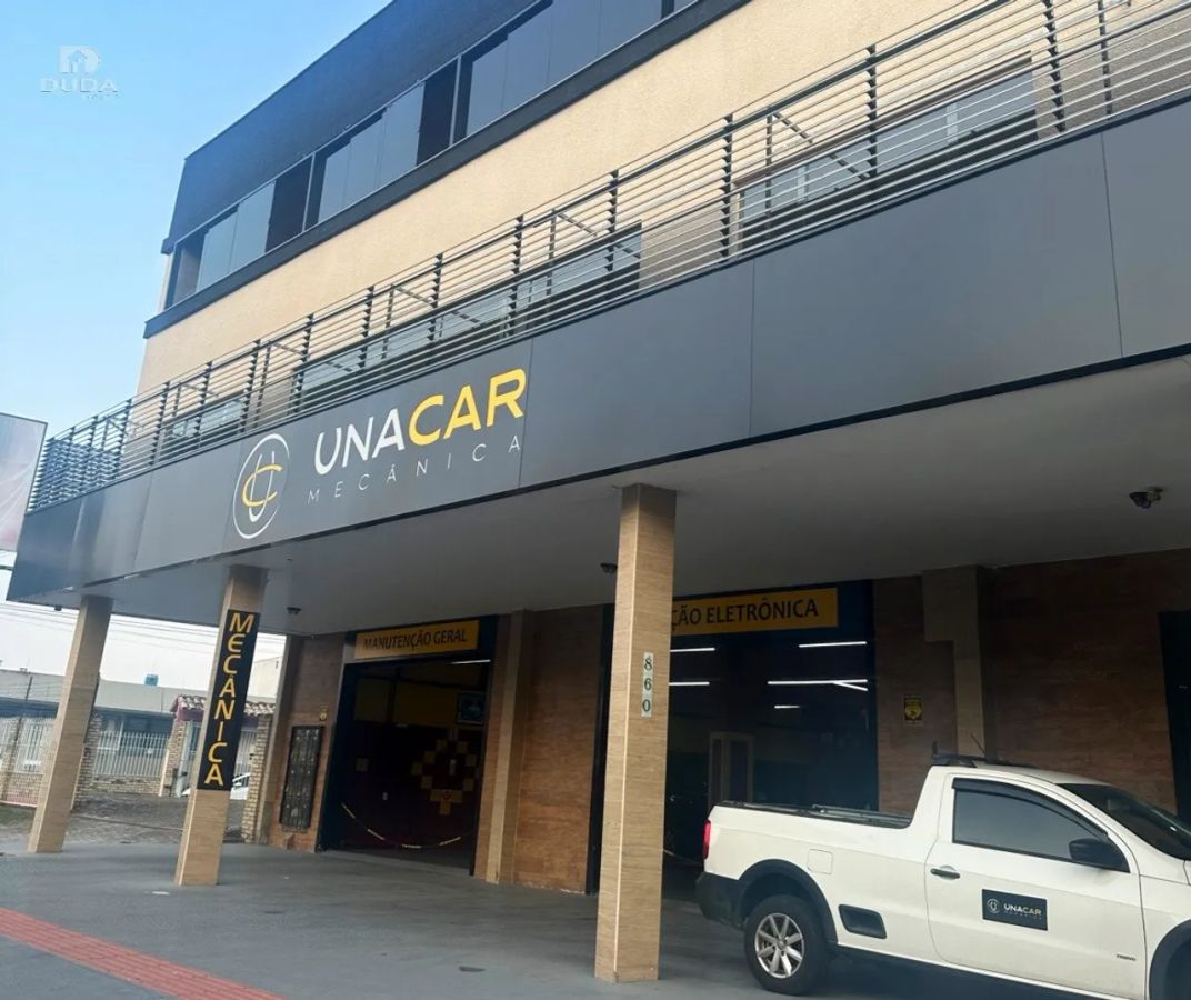 Prédio Comercial no Bairro Pinheirinho