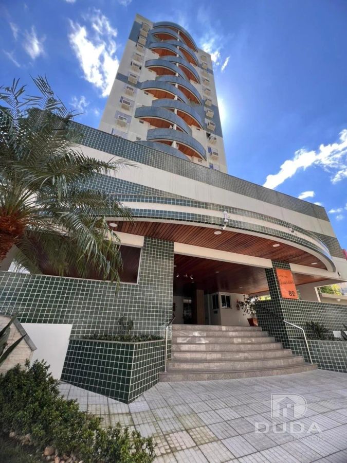 APARTAMENTO NO SOLAR DOS GIRASSÓIS