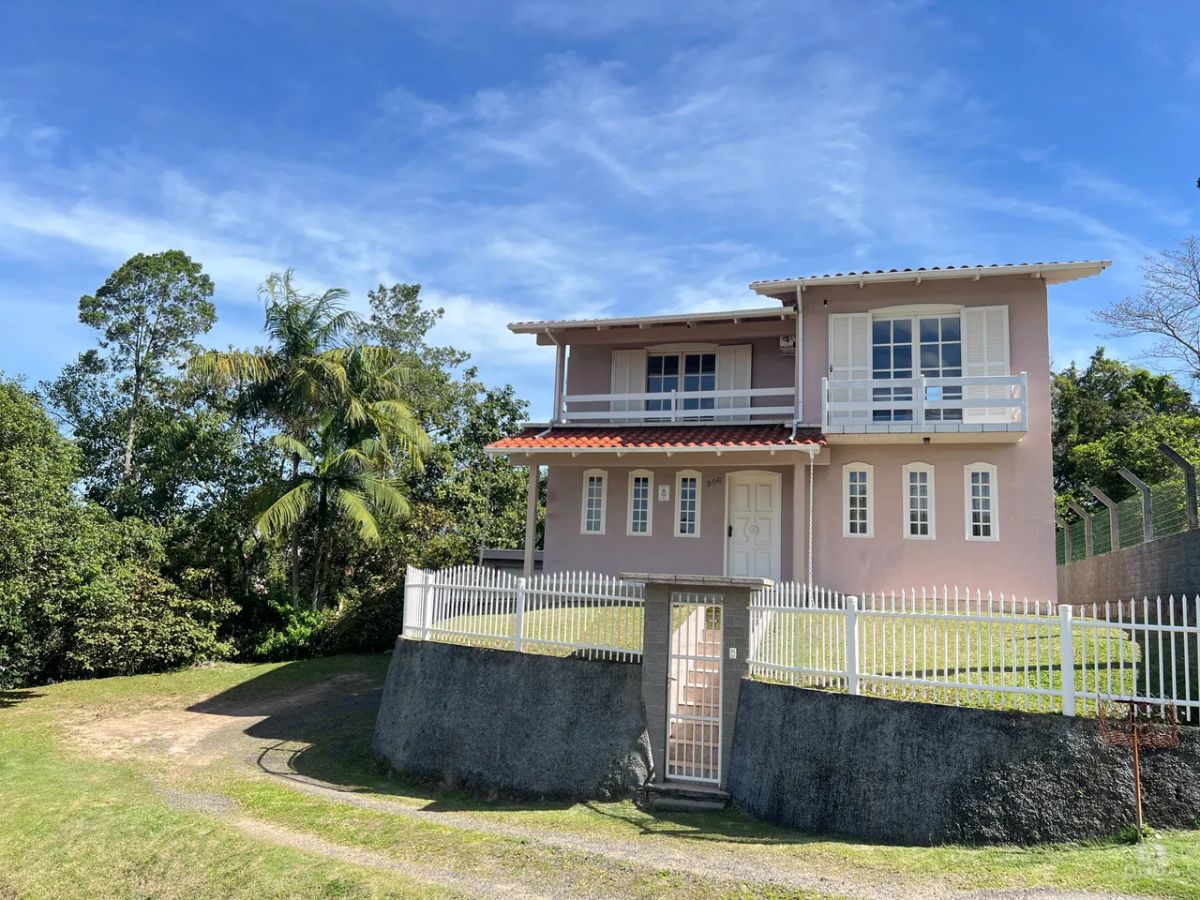Casa no bairro Santa Catarina, Criciúma.
