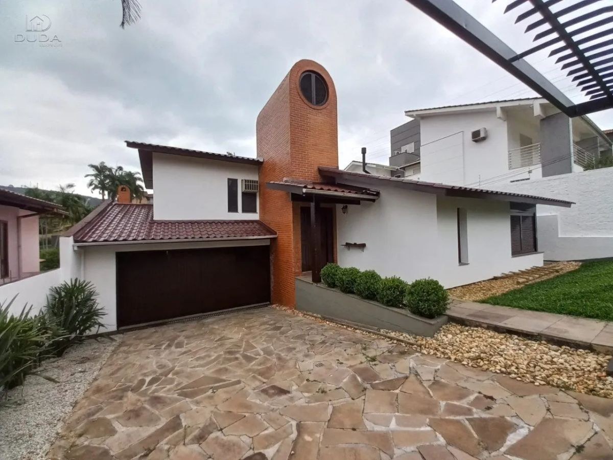 Sua nova casa está te esperando!