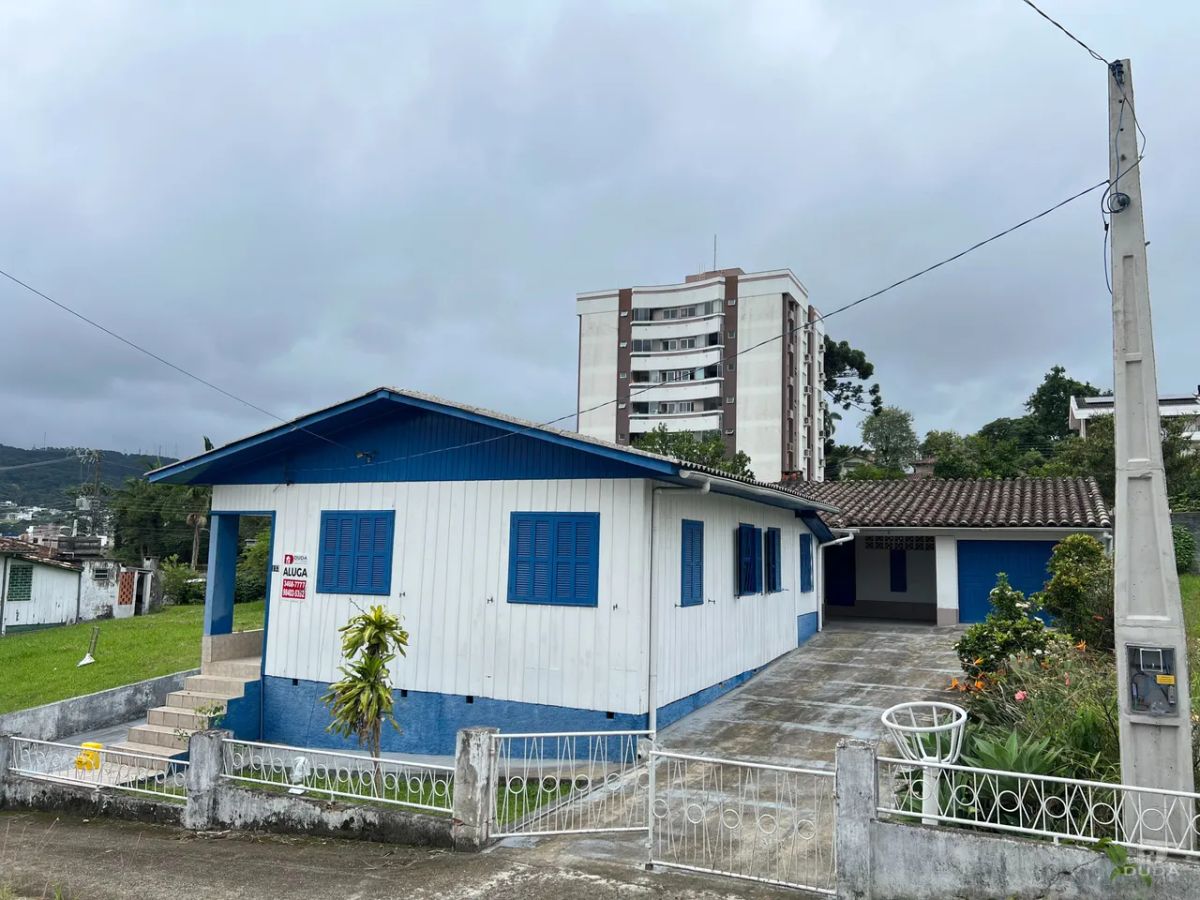 Casa próxima à Kolina Volkswagen.