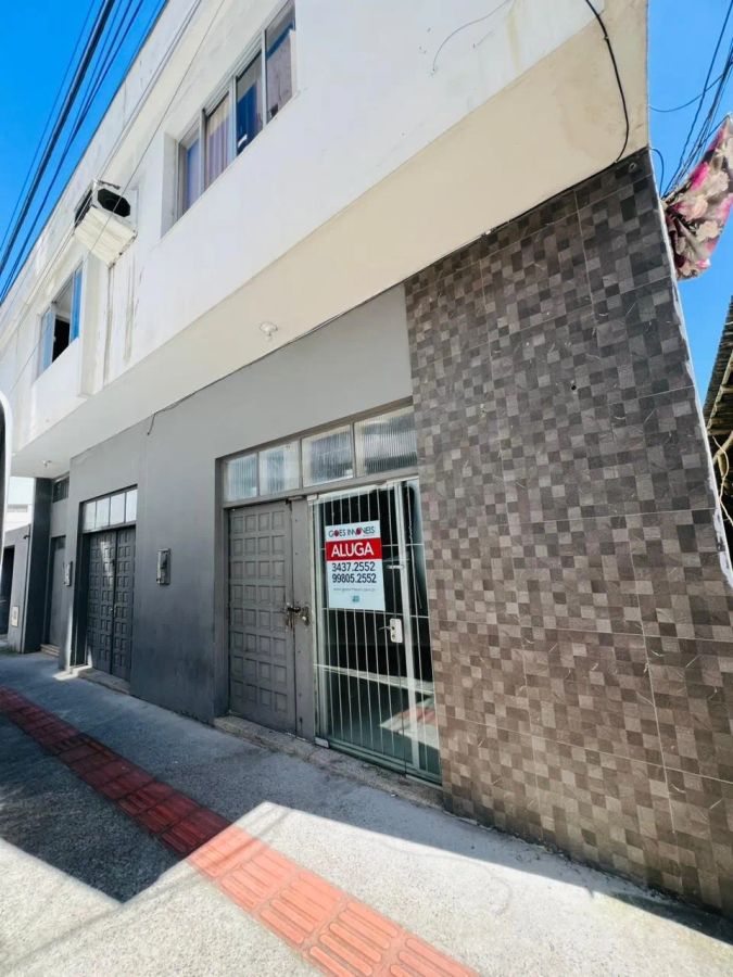 Sala Térrea para Aluguel - Centro, Criciúma, SC