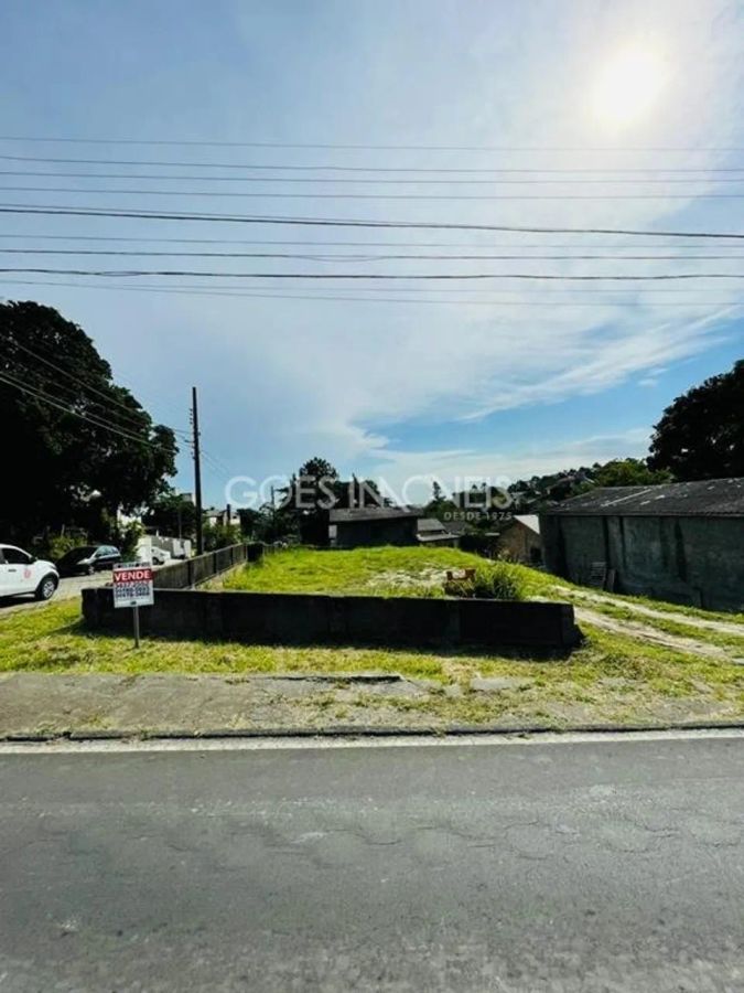 Terreno à Venda em Criciúma
