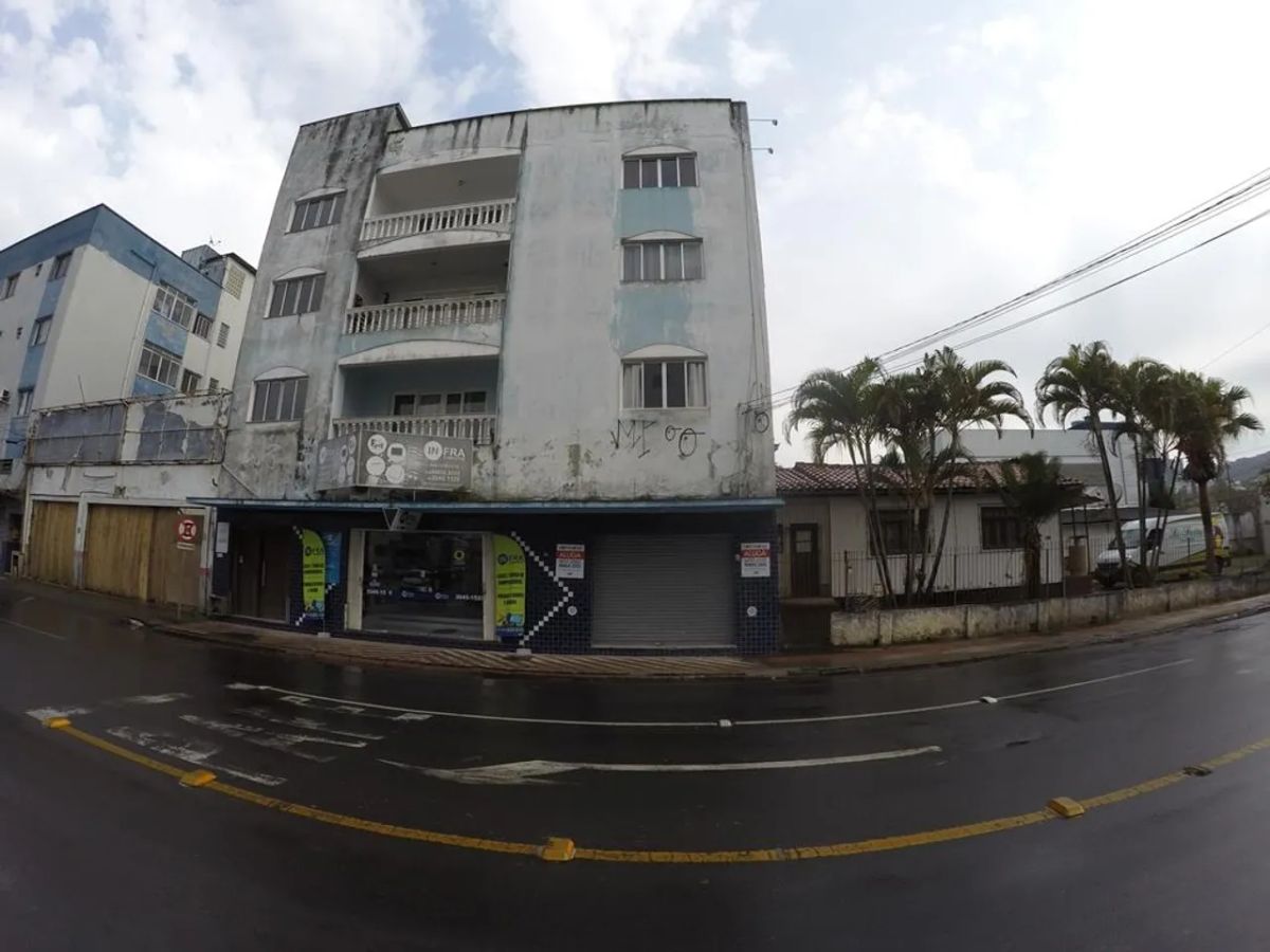 Sala térrea para aluguel em Criciúma