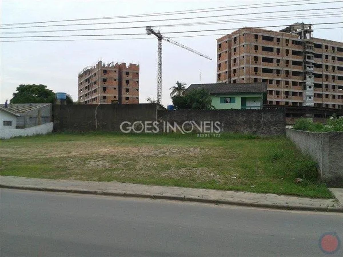 Terreno para aluguel em Criciúma, Bairro Pinheirinho