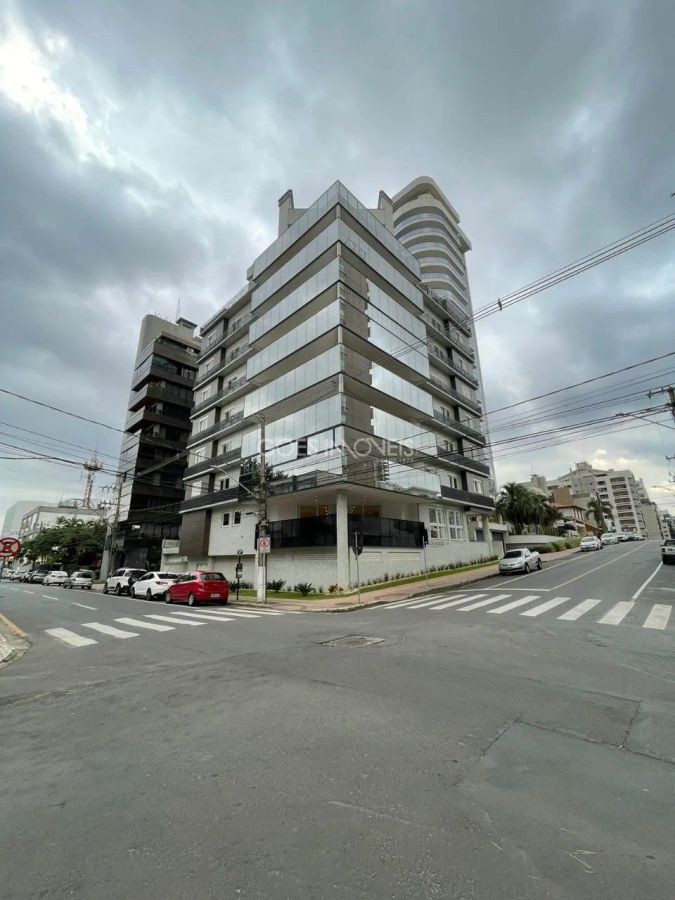 Apartamento à venda no Centro de Criciúma