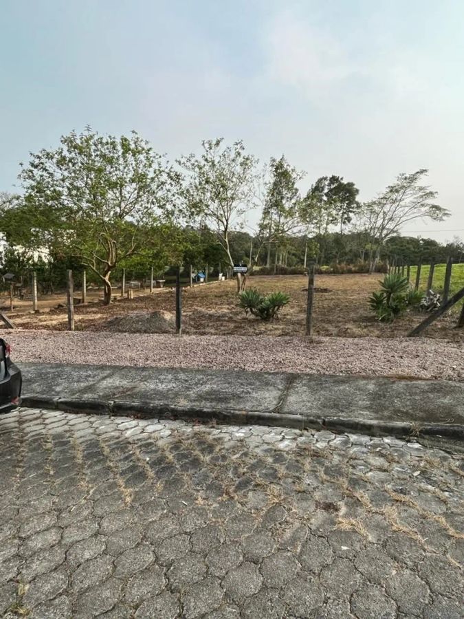 Terreno à Venda no Pinheirinho, próximo as universidades.
