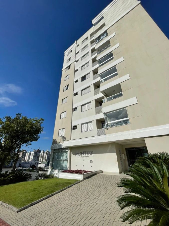 Apartamento à venda no Centro de Criciúma
