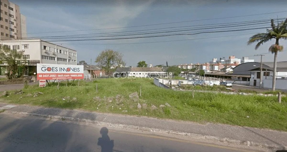 Terreno à venda em Criciúma, Santa Bárbara
