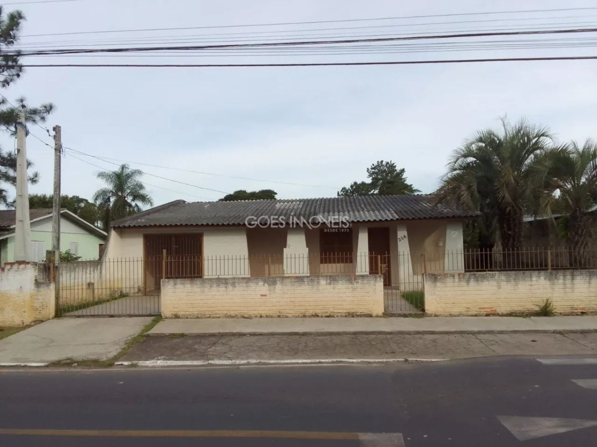 Casa próximo ao parque dos Imigrantes, no bairro Rio Maina em Criciúma/SC
