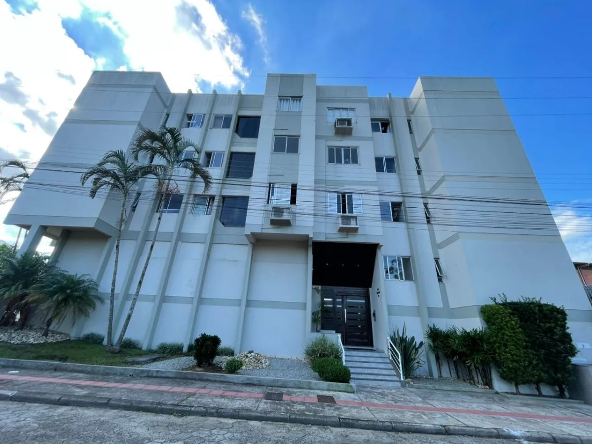 Apartamento à venda no bairro Comerciário