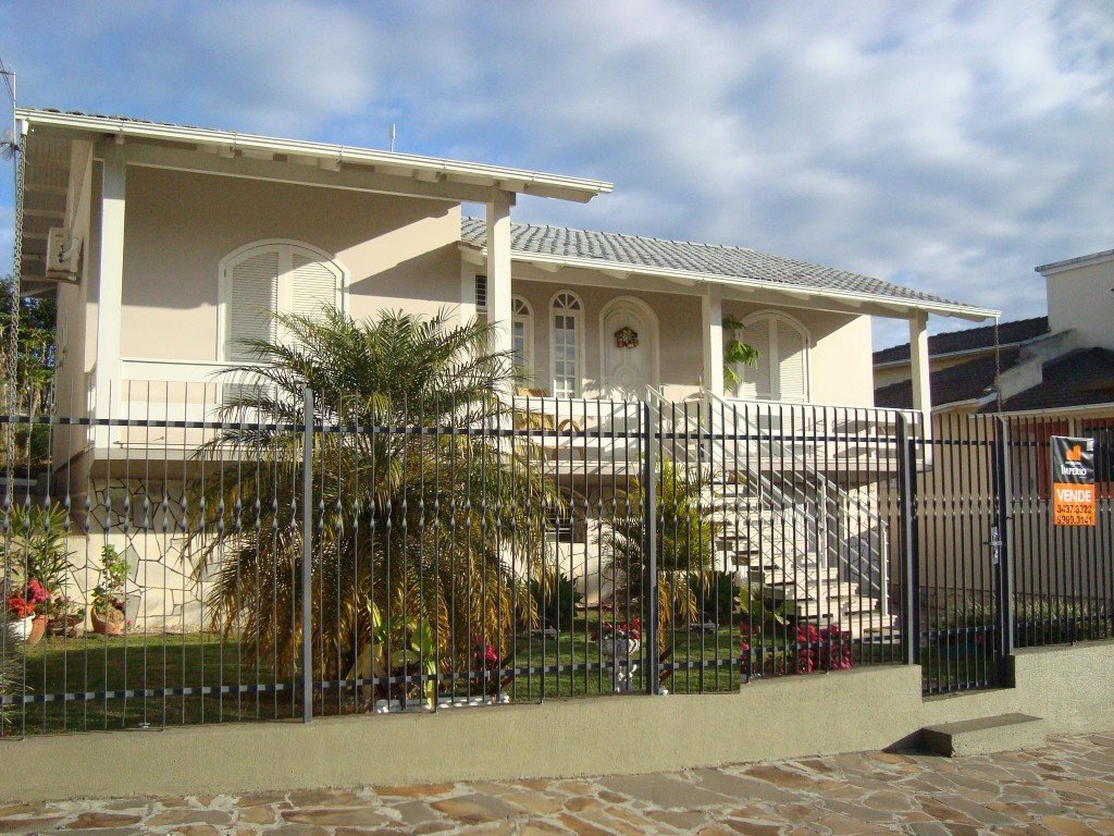 Casa 3 quartos no Catarinense, Criciúma