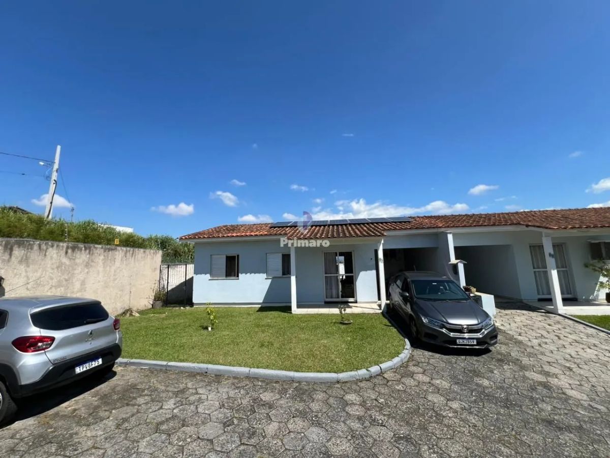 Casa a venda 3 quartos 2 Vagas de garagem Condominio fechado
