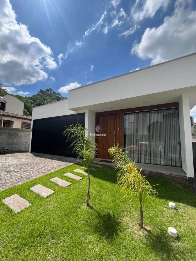 Casa a venda 3 quartos 1 suite 2 vagas de garagem Criciuma